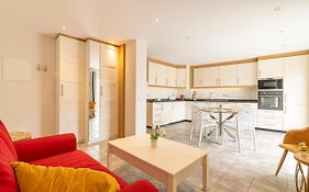 Penthouse Manureva By Pajarito Holidays